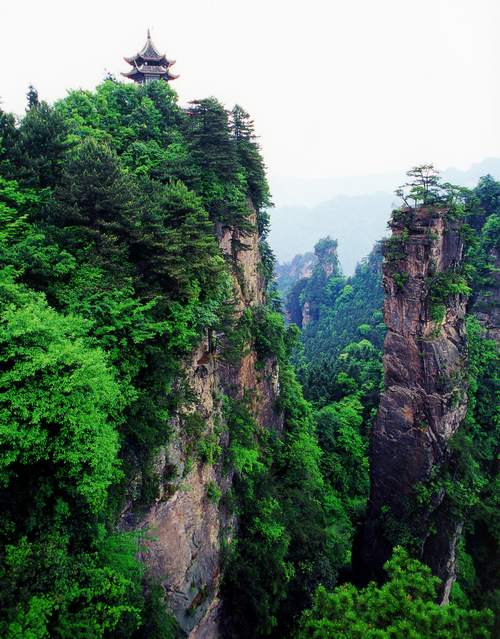黄石寨六奇阁风光