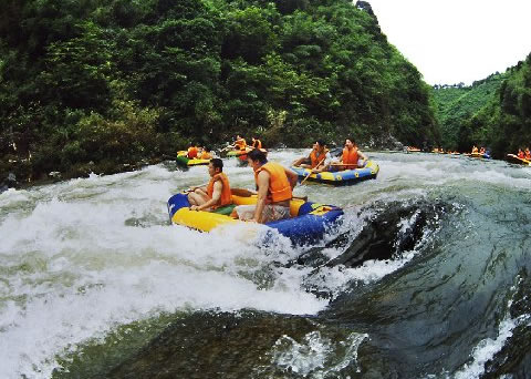 张家界茅岩河漂流